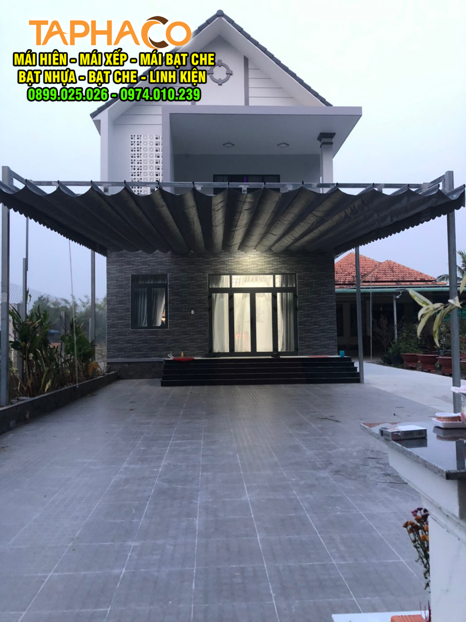 Mái bạt xếp che sân trước nhà 5 Mái bạt xếp che sân trước nhà